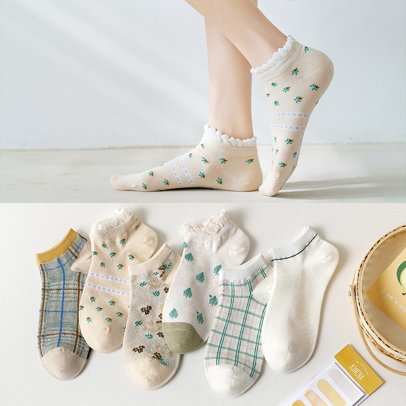 Shallow lace cotton socks