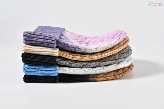 Women Acrylic Tied Dye Knitted Hat