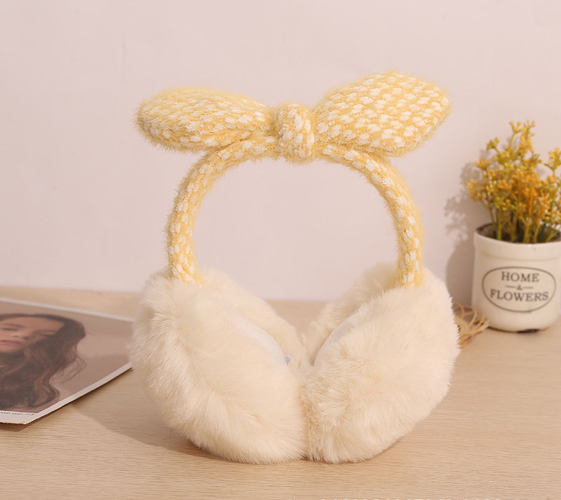 Knitted thick hair ball earmuffs