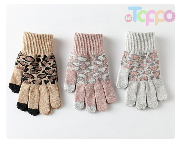 Autumn Winter Ladies Lovely Warm Leopard Jacquard Touch Screen Knit Gloves Texting Gloves