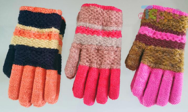 Nitrile Polyester Texting Purl Jacquard 7 Gage Gloves