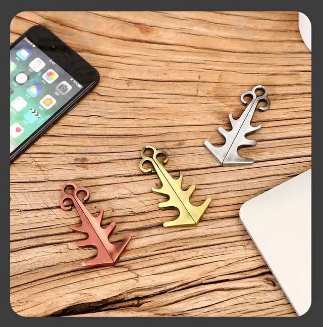 Multifunctional Magnetic Absorption - Use It As A Phone Holder And A Bottle Opener