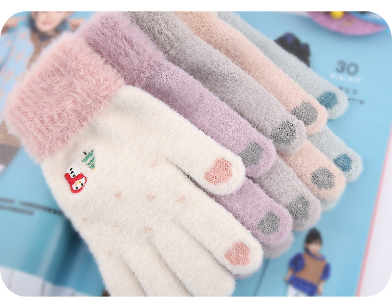 18394848303_875394864