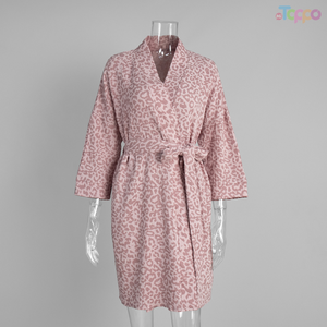 Women's Pink Leopard Print Self-Tie Waist Quilted Robe