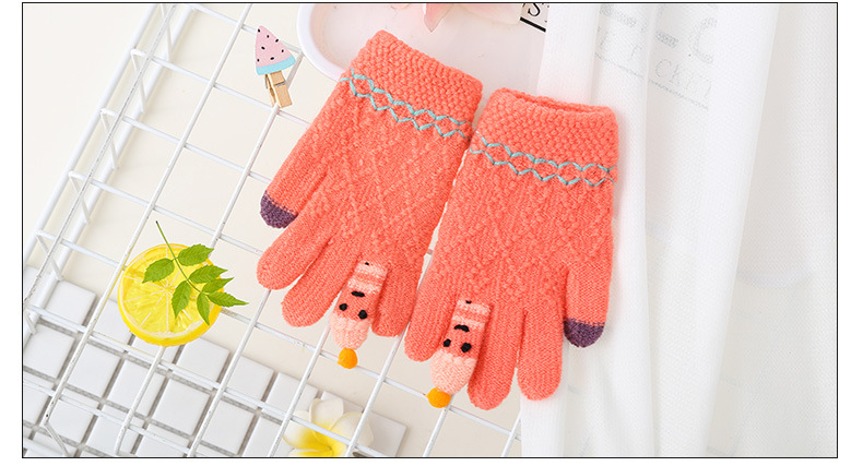 9348229505_1113385056