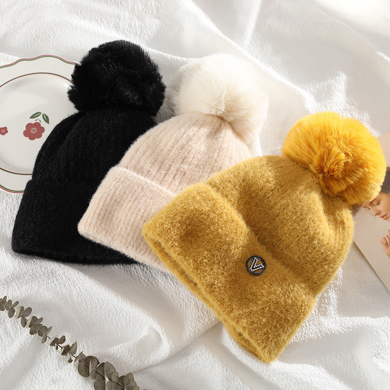 Ermine-like pure-color knit cap in Korea