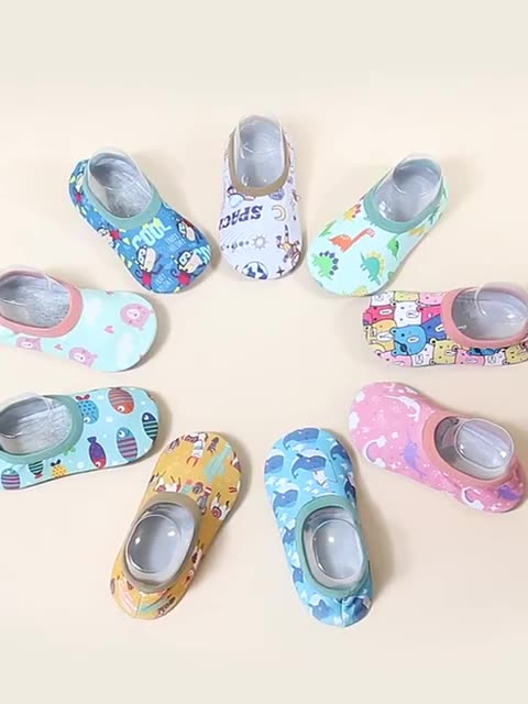  Children’s indoor non-slip floor socks