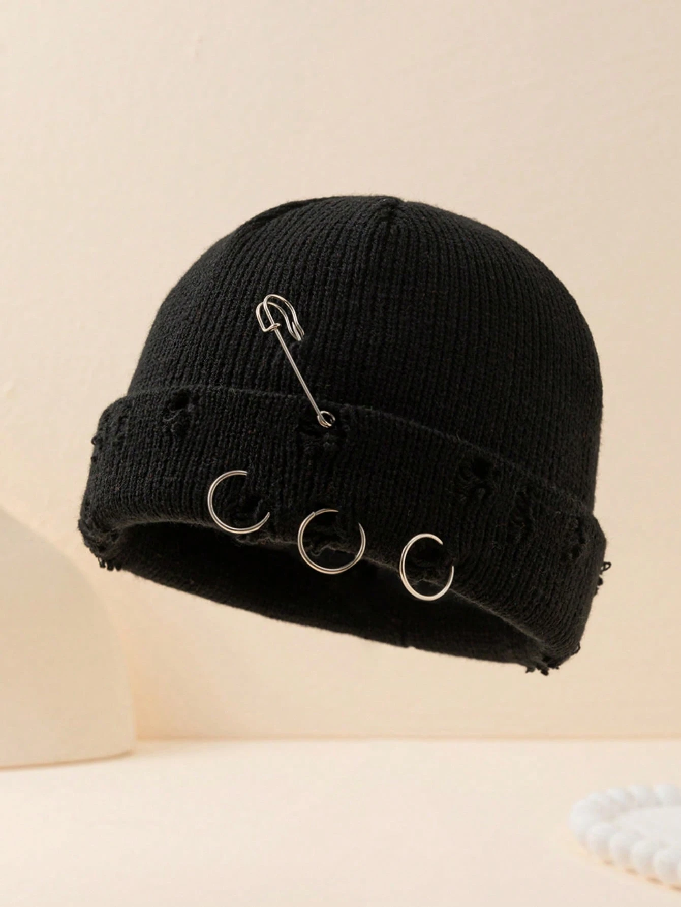  Minimalist Fashion Versatile Warm Men's Solid Color Metal Ring Knit Beanie Hat Knit Cap