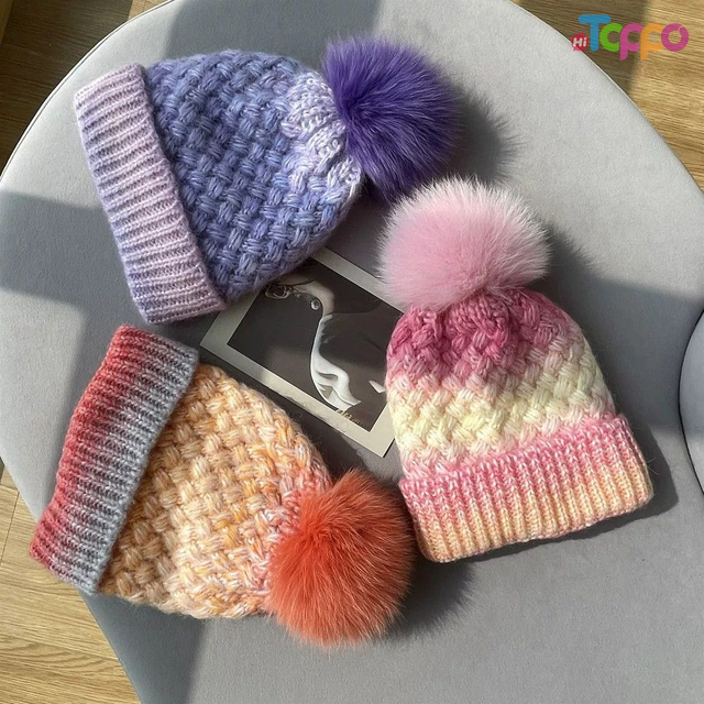 Winter Warm Thick Earflap Pom Pom Faux Fox Fur Ball Ski Skull Cap Gradient Fleece Lined Knit Beanie 